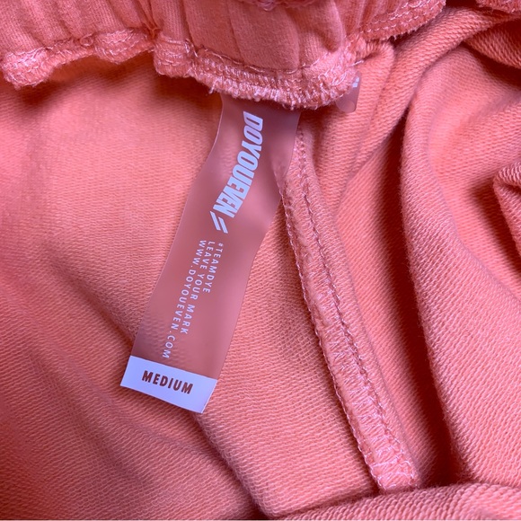 ⭐️Vaca Soon Sale⭐️ DOYOUEVEN Shorts - Picture 7 of 9